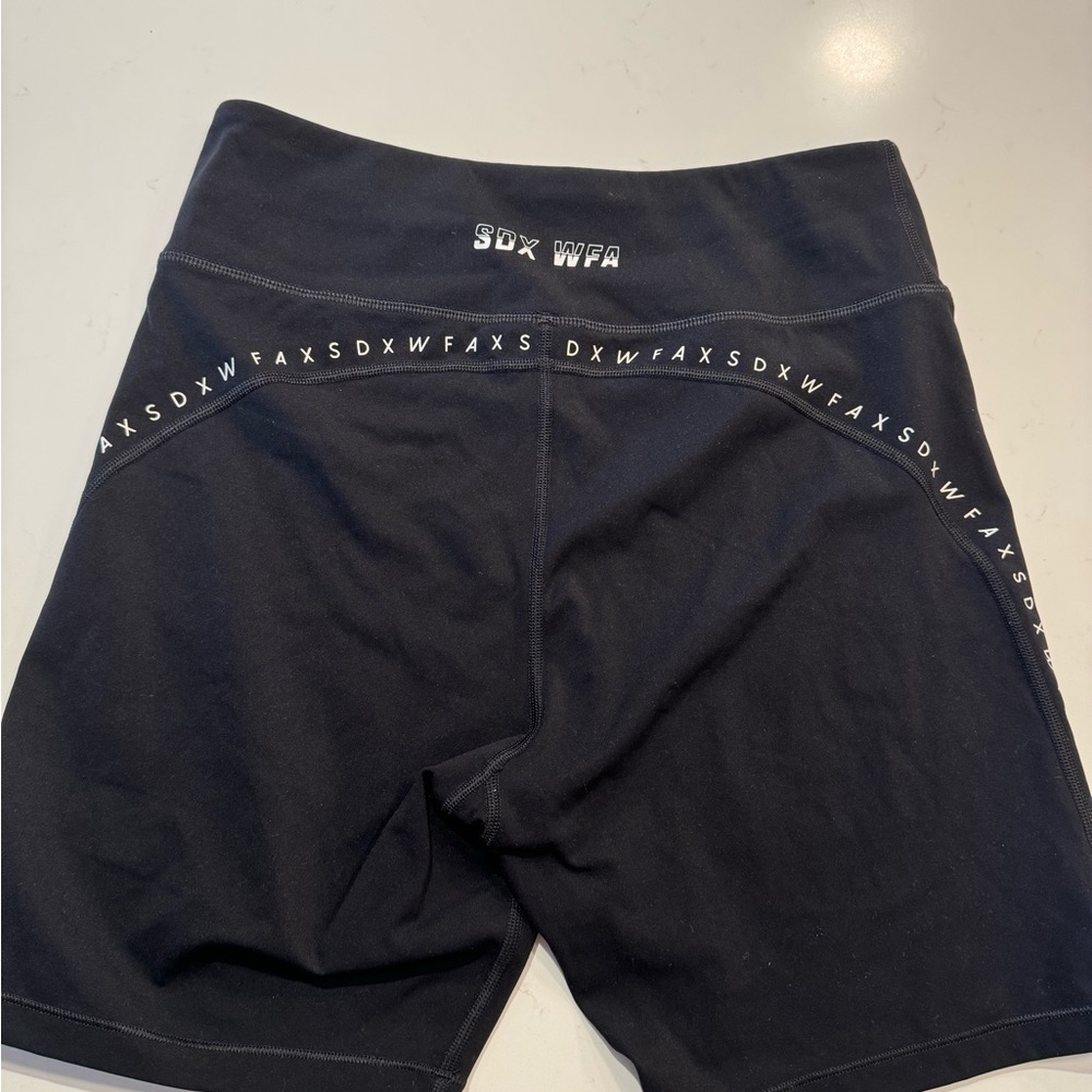 White Fox boutique bike shorts size large